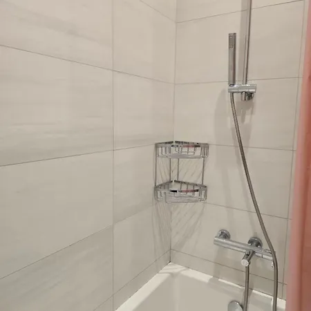 The Only Luxury * 利马索尔
